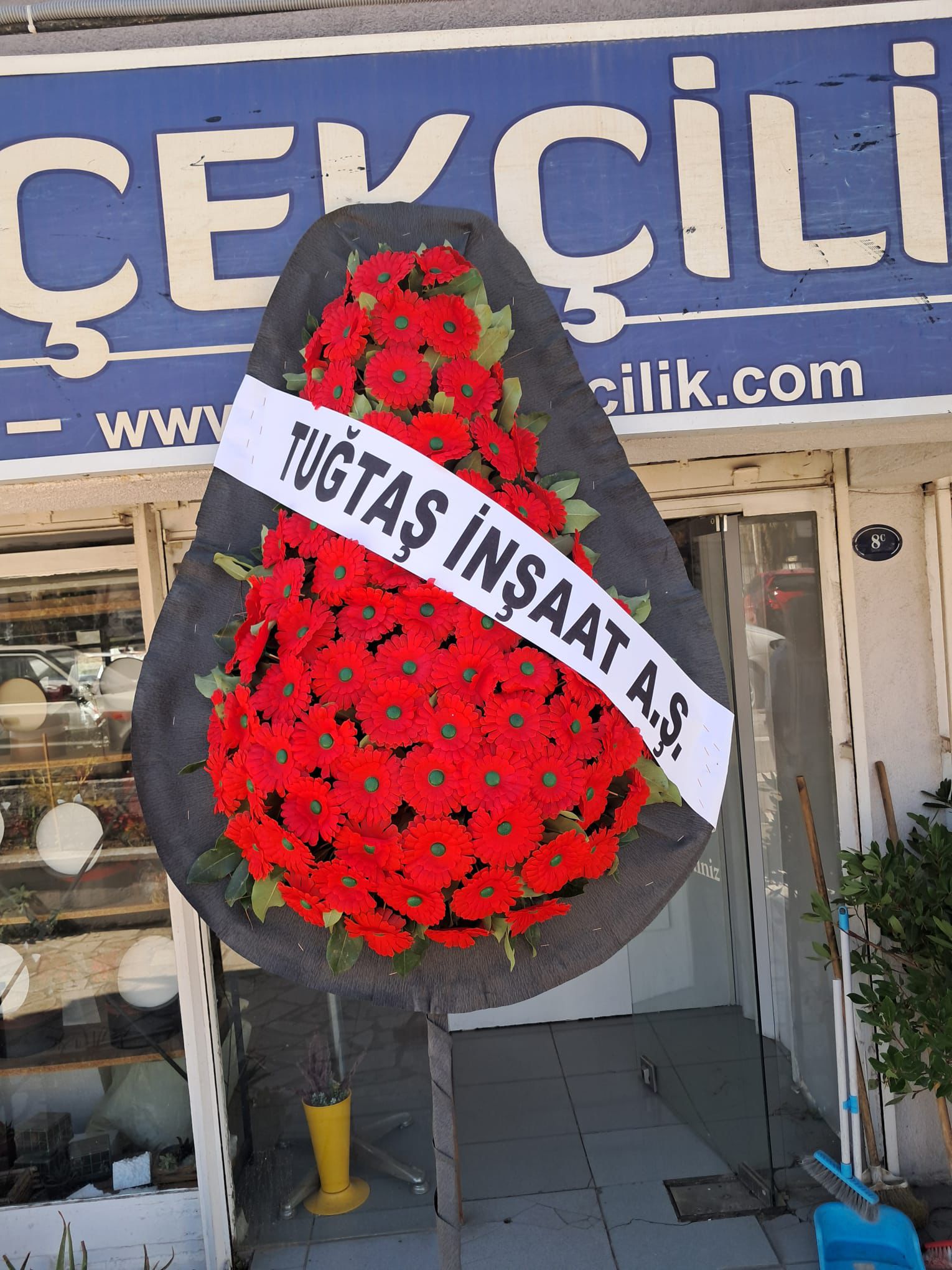 Armut Model Yapay Cenaze Çelenk