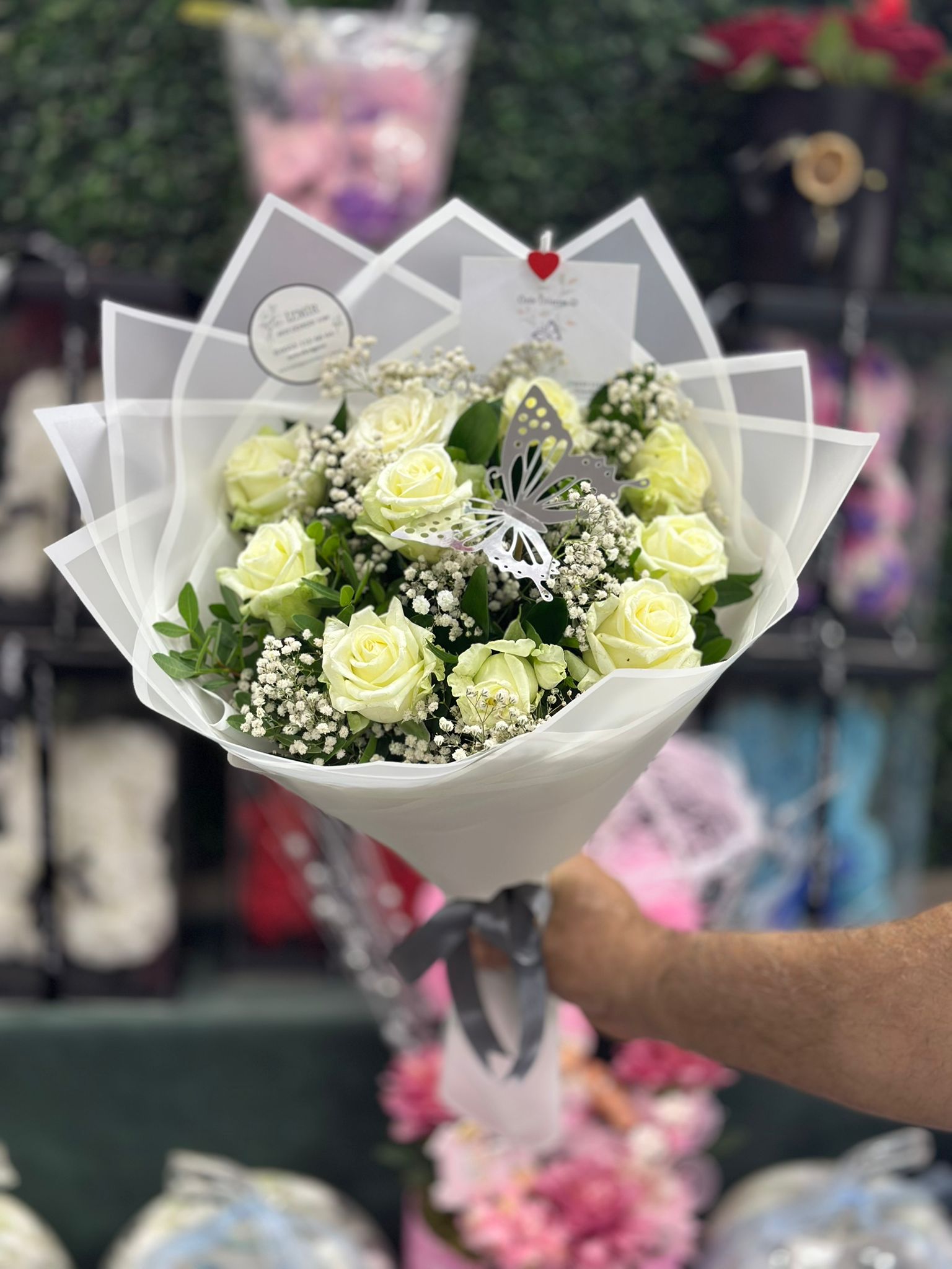 10 Adet Beyaz Gül Buketi